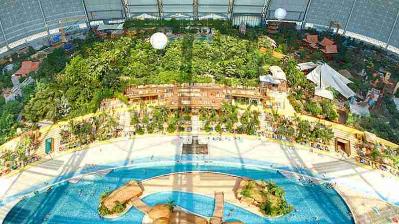 Tropical Islands Resort in Krausnick, Germany, tags: tropische - CC BY-SA
